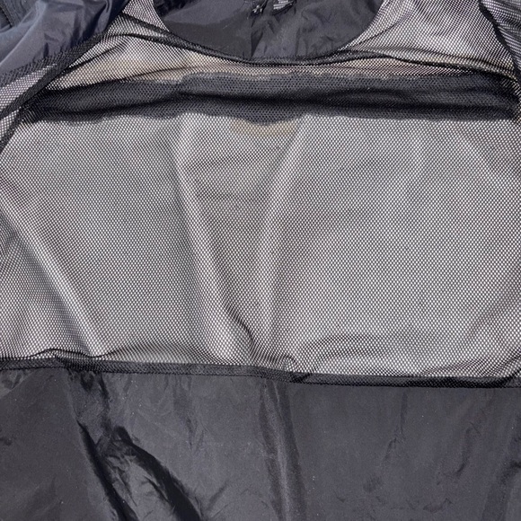 Helly Hansen windbreaker - Picture 5 of 7